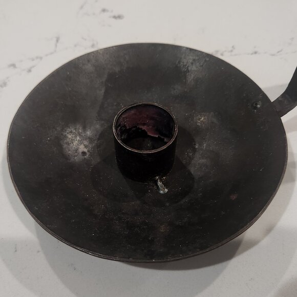 Black Iron Colonial Candle Holder w/handle - Picture 3 of 4